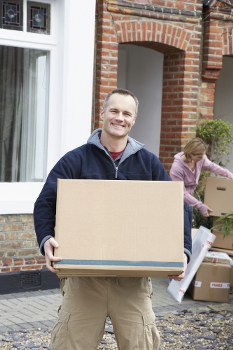 Packing boxes and moving supplies for Brixton homes
