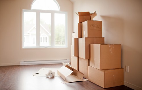 Local moving truck for flats and houses in Brixton